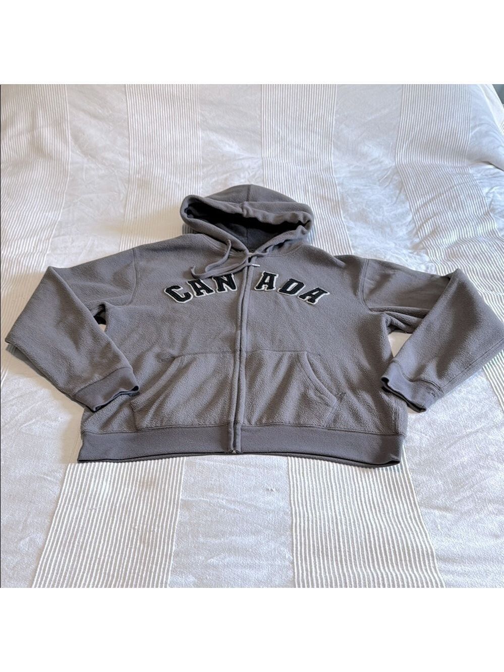 Old Navy Gray Fleece Hoodie Size Large